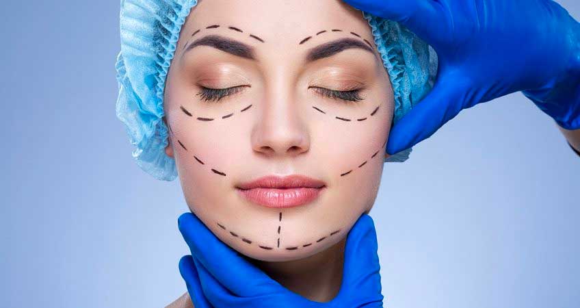 Benefits of consulting with a cosmetic surgeon in Delhi that may change your perspective